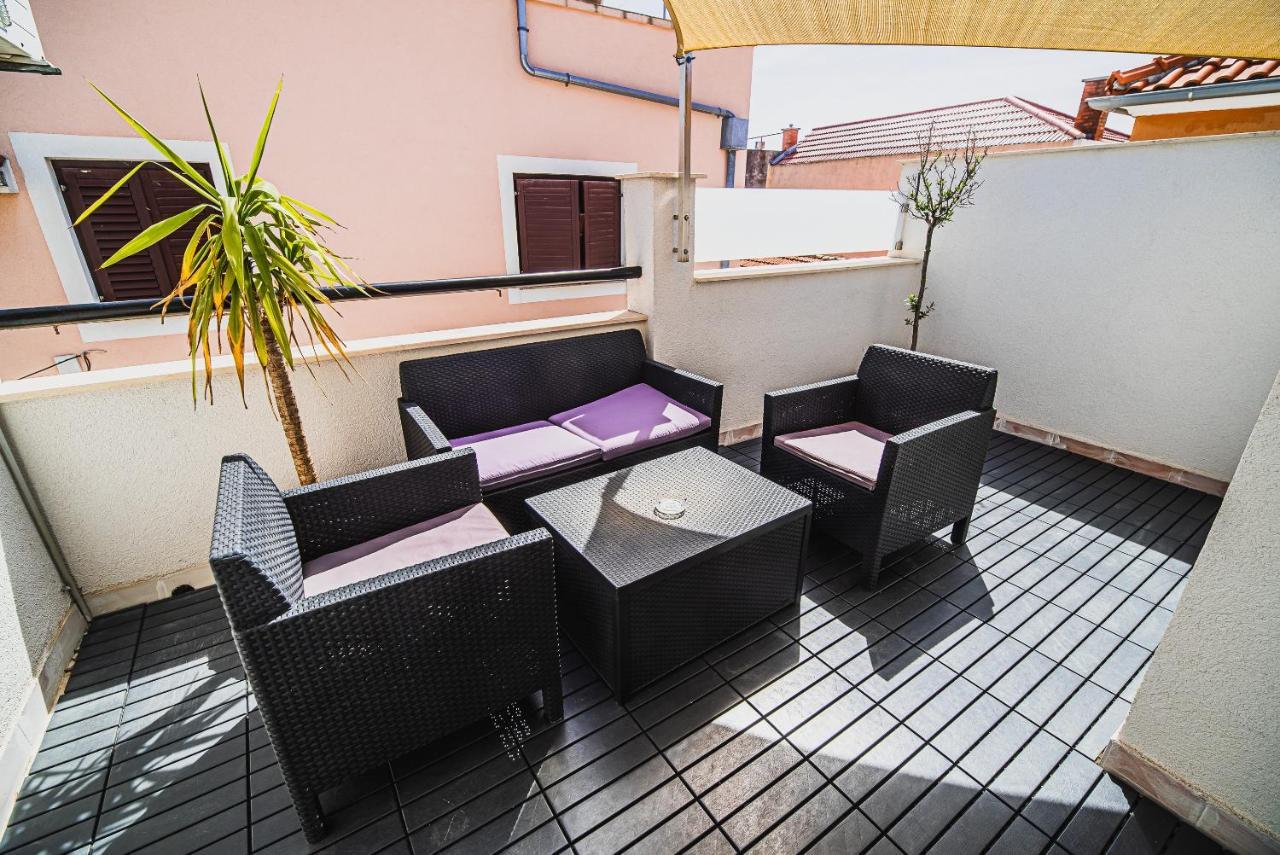 Downtown Park Apartments With Balcony Водице Екстер'єр фото